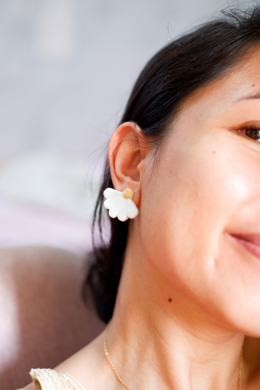 Summer Daisy Earrings