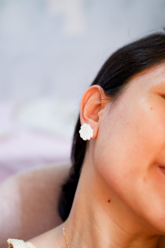 Shell White Pearl Earrings