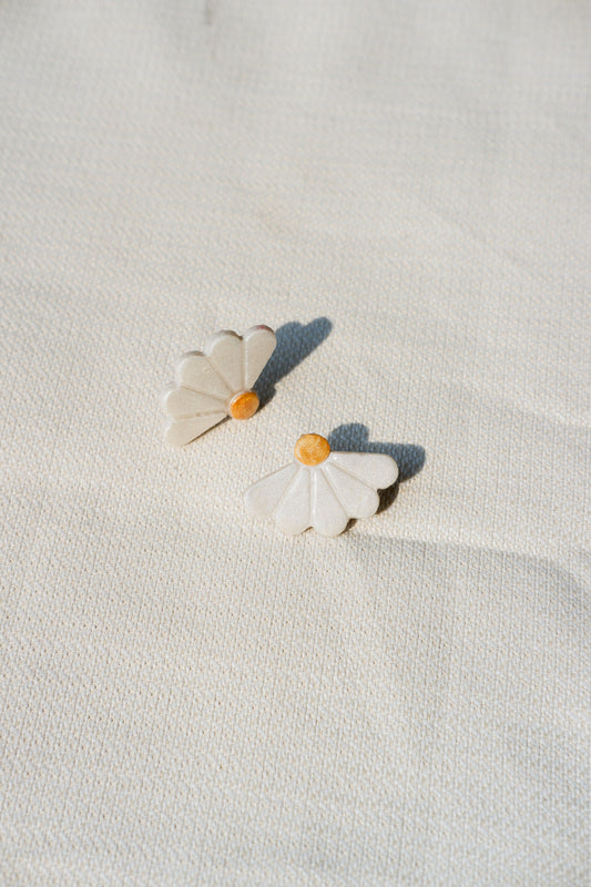 Summer Daisy Earrings